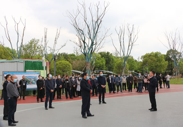 區(qū)黨工委、管委會(huì)考核達(dá)坤公司一季度工作