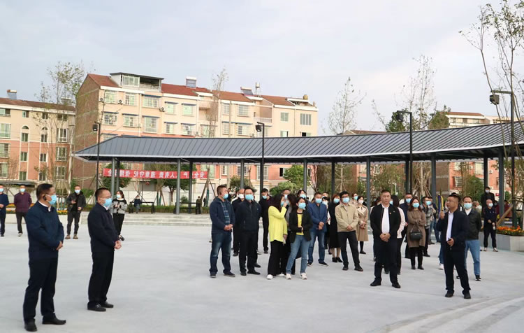 公司接受三季度目標績效考核