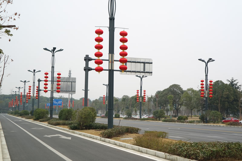 大紅燈籠高高掛紅紅火火過新年.jpg 大紅燈籠高高掛紅紅火火過新年.jpg