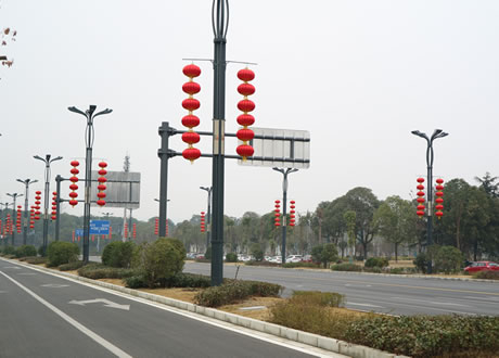 大紅燈籠高高掛紅紅火火過新年